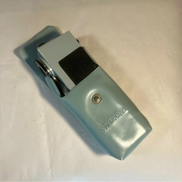 Vintage Honeywell, Tilt-A-Mite ll Folding Fan Camera Flash Unit - Picture 13 of 16